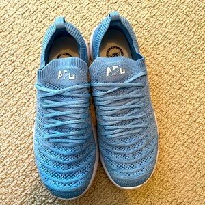 Women’s blue APL sneakers size 10. Great condition